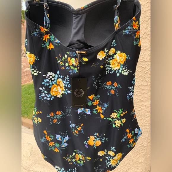 RELLECIGA Women’s One Piece Swimsuit - Picture 4 of 8